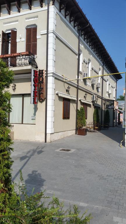 Hotel Corso Buzau Exterior photo